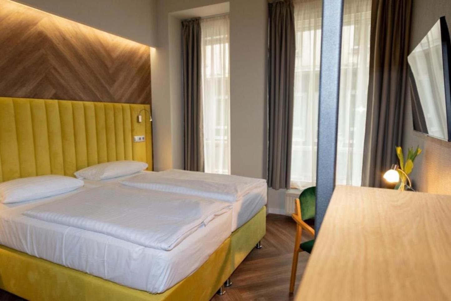 Pilvax Hotel Budapest Budapeste Exterior foto